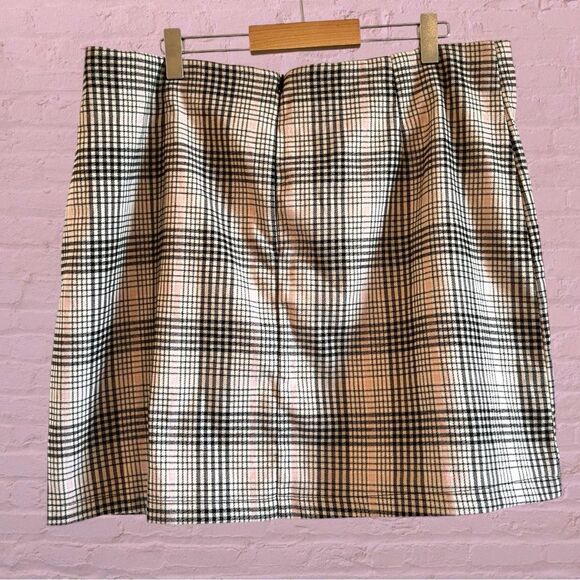 Wild Fable plaid mini skirt flannel - Picture 4 of 8